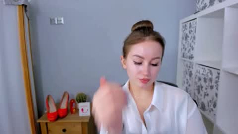 DonnaSensual online show from 11/20/25, 05:23