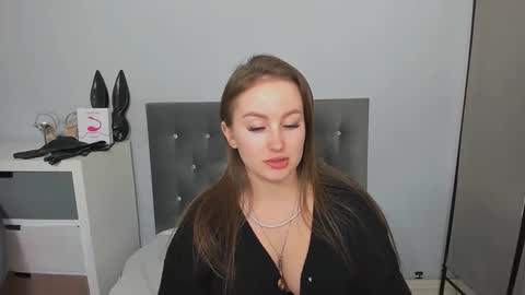 DonnaSensual online show from 04/11/26, 06:45