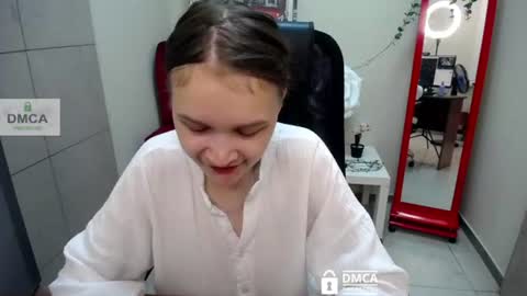 Sia online show from 06/13/26, 05:49