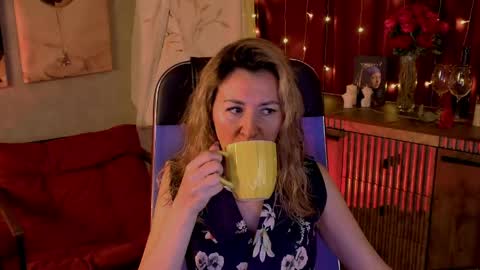 Donna online show from 04/13/26, 07:08