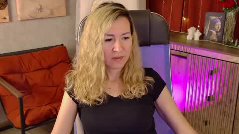 Donna online show from 05/26/26, 06:48