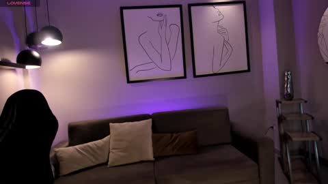  Donna Stonne  online show from 02/03/25, 07:00