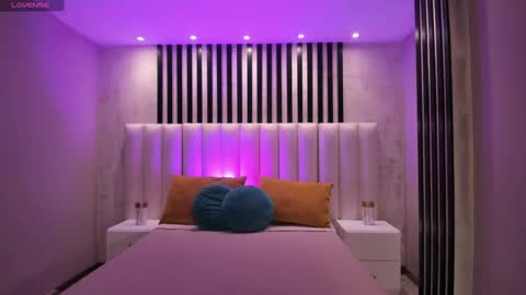  Donna Stonne  online show from 03/06/25, 02:41