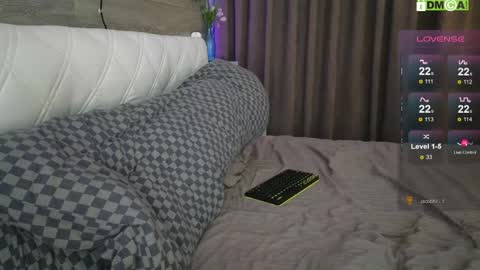 Nikon online show from 04/15/26, 07:58