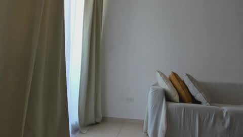 Donatella online show from 12/11/24, 12:02