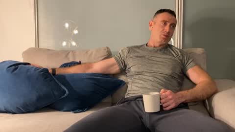 Donny online show from 11/28/25, 07:22