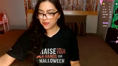 DontBeMina online show from 12/18/25, 06:19