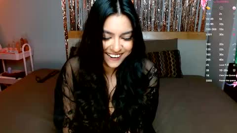 DontBeMina online show from 12/23/25, 07:50