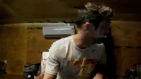 Snapshot of dontfeedthetrolls chatting on 01/13/26, 12:10 dontfeedthetrolls online show from 01/13/26, 12:10