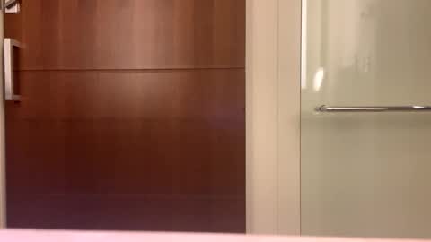 Snapshot of donwyan4 chatting on 09/23/25, 08:06 donwyan4 online show from 09/23/25, 08:06