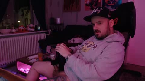 Snapshot of doomsy_minatozaki chatting on 02/05/25, 05:31 doomsy_minatozaki online show from 02/05/25, 05:31