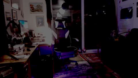 Snapshot of dopeleaf2 chatting on 01/26/25, 10:35 dopeleaf2 online show from 01/26/25, 10:35