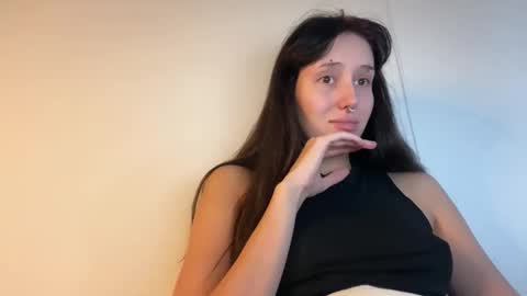 Snapshot of doragranat chatting on 12/05/25, 03:20 doragranat online show from 12/05/25, 03:20