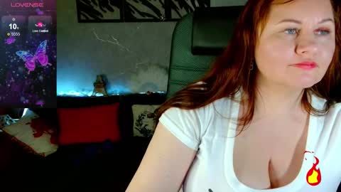 Dora online show from 09/22/25, 04:09