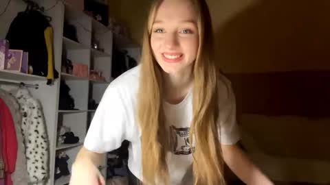 Anika online show from 02/28/26, 06:09