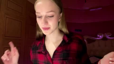 Anika online show from 03/06/26, 07:43