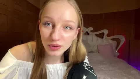 Anika online show from 03/23/26, 04:33