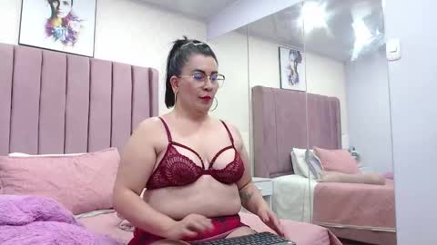 Anny online show from 11/06/25, 12:28