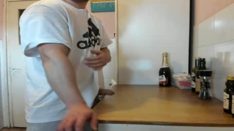 menu  below online show from 04/16/26, 01:34