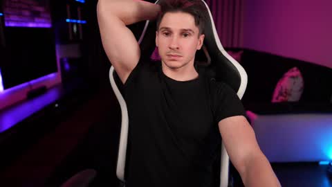 Dorian Reyes online show from 01/18/25, 02:47