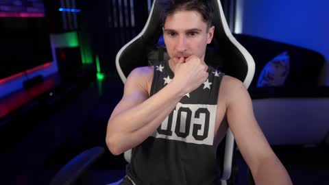 Dorian Reyes online show from 02/08/25, 05:29