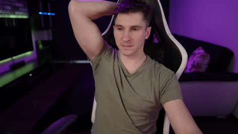 Dorian Reyes online show from 02/23/25, 05:34