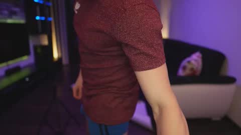 Snapshot of dorianreyes chatting on 02/09/26, 11:20 Dorian Reyes online show from 02/09/26, 11:20