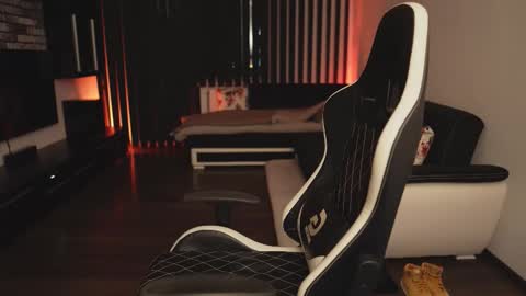 Snapshot of dorianreyes chatting on 02/16/26, 12:18 Dorian Reyes online show from 02/16/26, 12:18