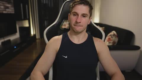 Dorian Reyes online show from 04/30/26, 10:58