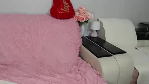 Snapshot of dorisbest chatting on 01/26/25, 05:23 DorisBest online show from 01/26/25, 05:23