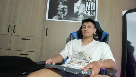 dorman_boy online show from 05/18/26, 04:07