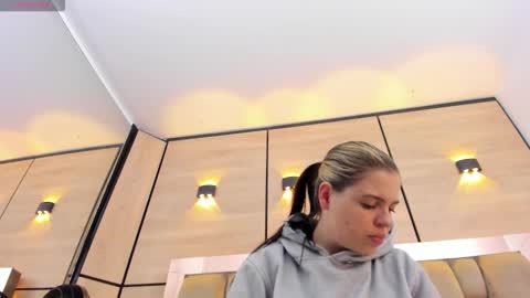  DOROTHY online show from 01/06/26, 03:21