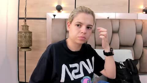  DOROTHY online show from 04/23/26, 03:52