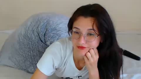 Your Dorotty online show from 09/18/25, 01:40