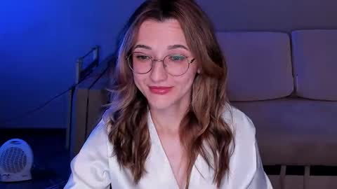 Snapshot of dorotty_ chatting on 05/19/26, 01:56 Your Dorotty online show from 05/19/26, 01:56
