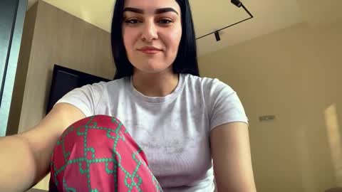 Snapshot of dorthacaputi chatting on 02/27/26, 09:53 Sofi online show from 02/27/26, 09:53