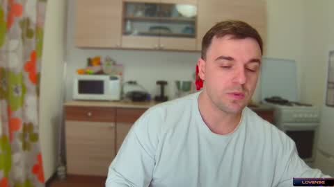 Sasha online show from 12/23/24, 10:44