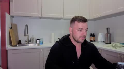 Sasha online show from 09/21/25, 05:03