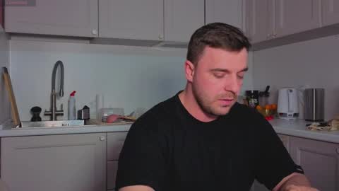 Sasha online show from 11/30/25, 04:11