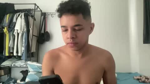 dotadinha online show from 04/23/26, 01:57