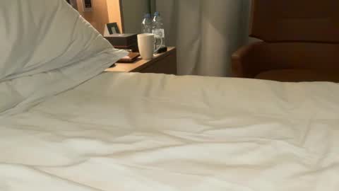 Snapshot of dotx90_fun chatting on 02/15/25, 06:55 Funlover online show from 02/15/25, 06:55