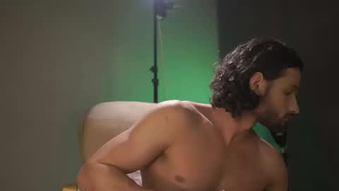 Keen online show from 10/15/25, 08:20