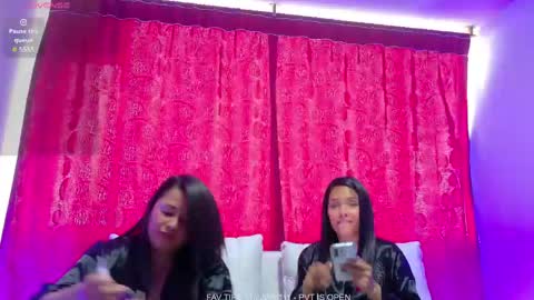 Double Delight online show from 04/23/26, 09:17