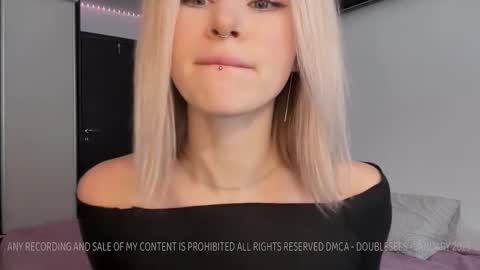 MOLLYYYY dont forget to give me a thumb up online show from 01/23/25, 05:56