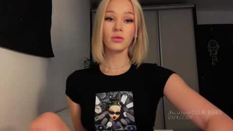 MOLLYYYY dont forget to give me a thumb up online show from 04/23/26, 12:29