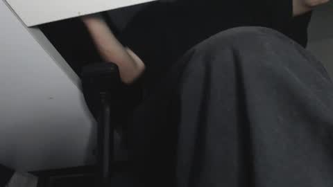 douglas_drake online show from 11/07/25, 06:02