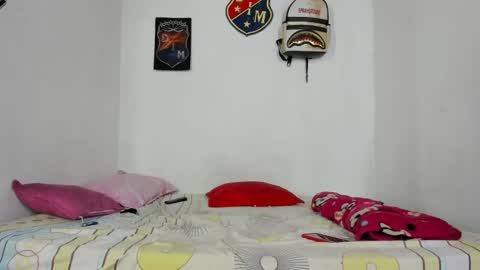 Snapshot of douglas_gallegos chatting on 12/11/24, 07:03 douglas_gallegos online show from 12/11/24, 07:03