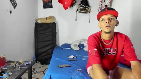 douglas_gallegos online show from 02/13/26, 09:33