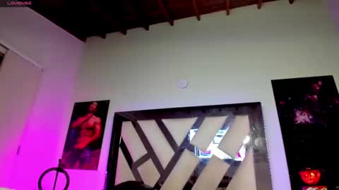 Snapshot of douglassafado chatting on 02/15/25, 06:44 Douglas Safado online show from 02/15/25, 06:44