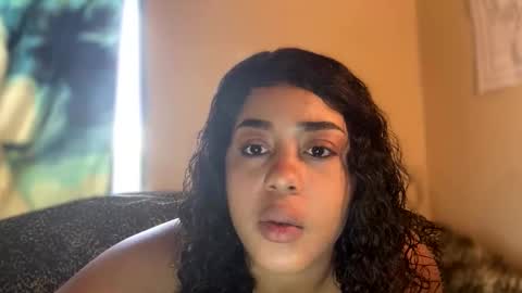 dove_love22 online show from 11/26/25, 06:20